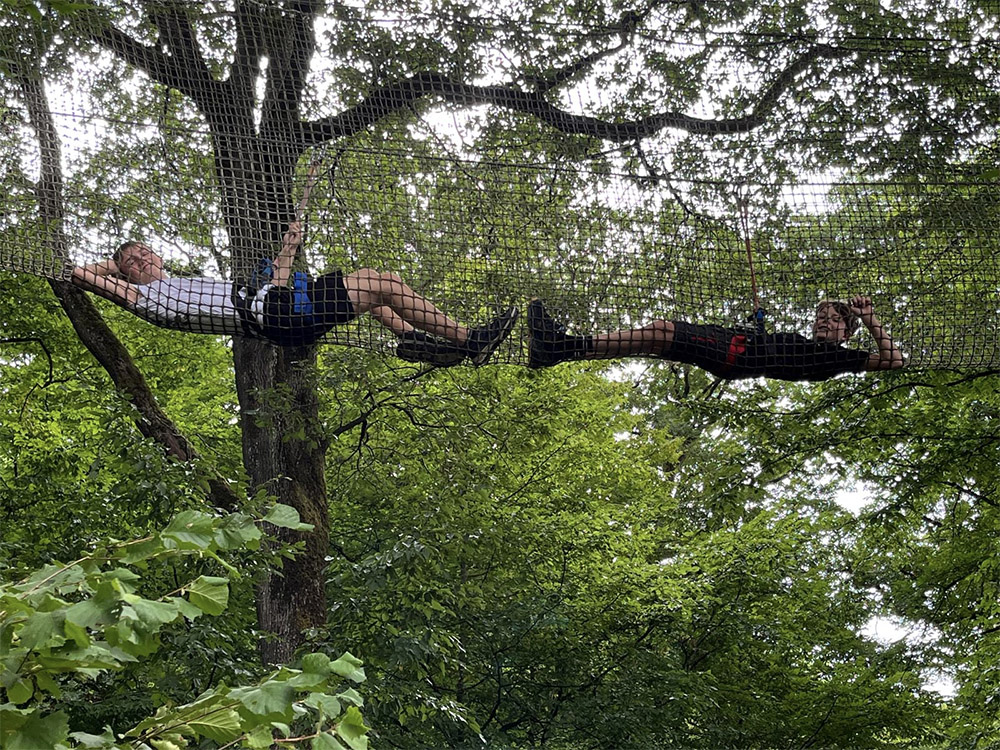 Pfadfinder in Hängematte